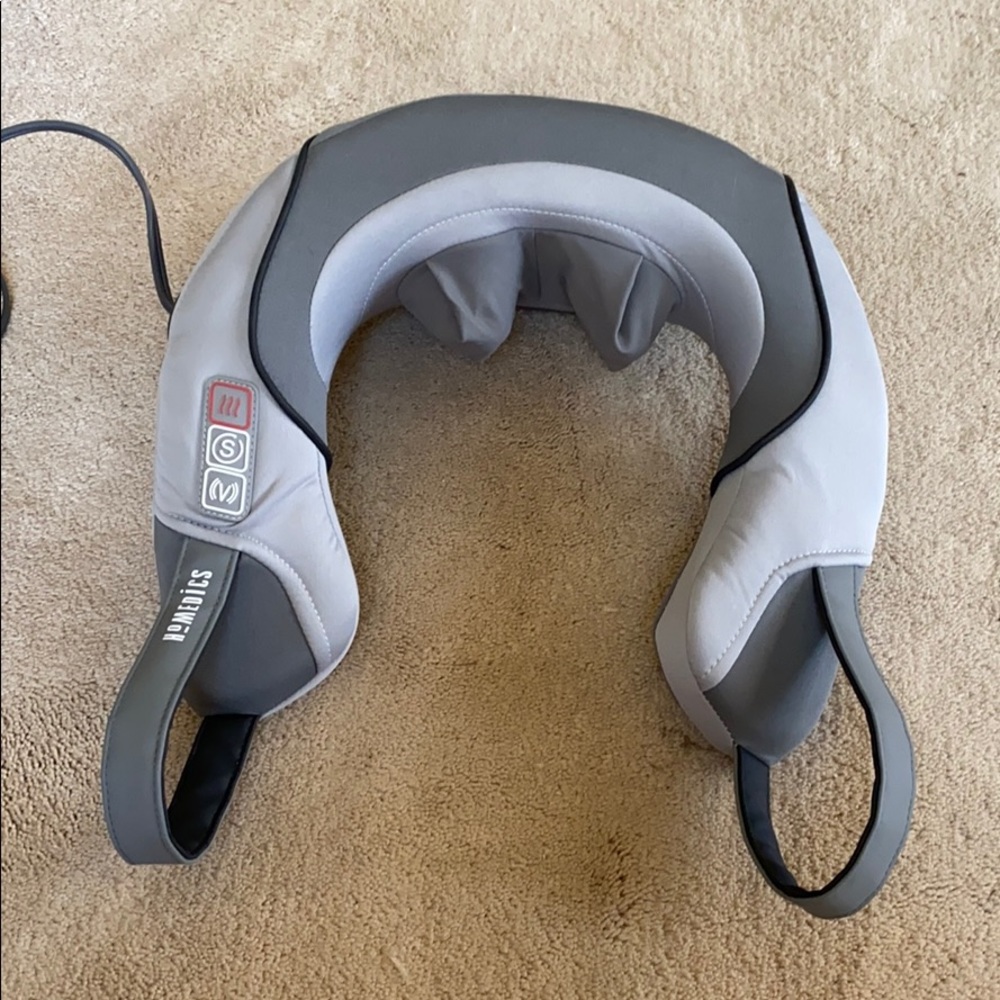 Neck massager